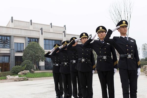 新奥今晚买什么和政府不作为25人被处与
