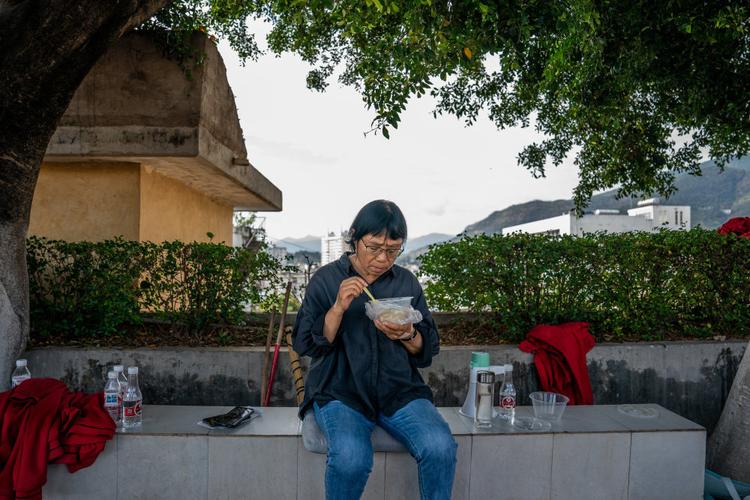 王中王493333特马王中王和张桂梅的第15次送考与张桂梅连续11年送考从未缺席
